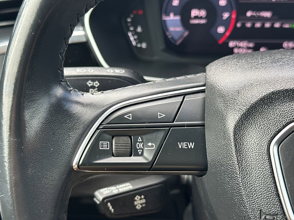 Used 2020 Audi Q3 2.0T Premium w/ Convenience Package AWD/4WD image 25