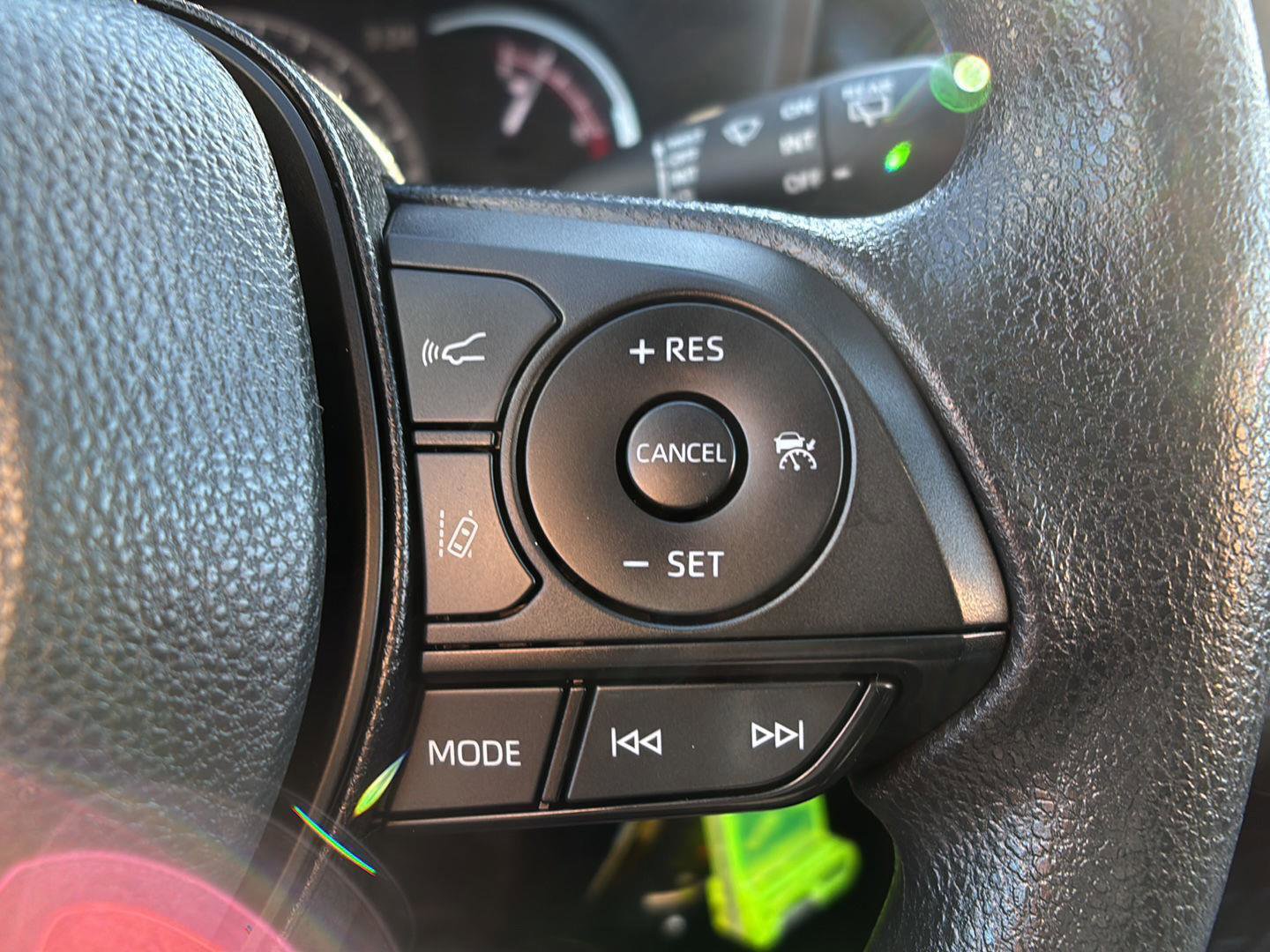 Used 2023 Toyota RAV4 LE image 34