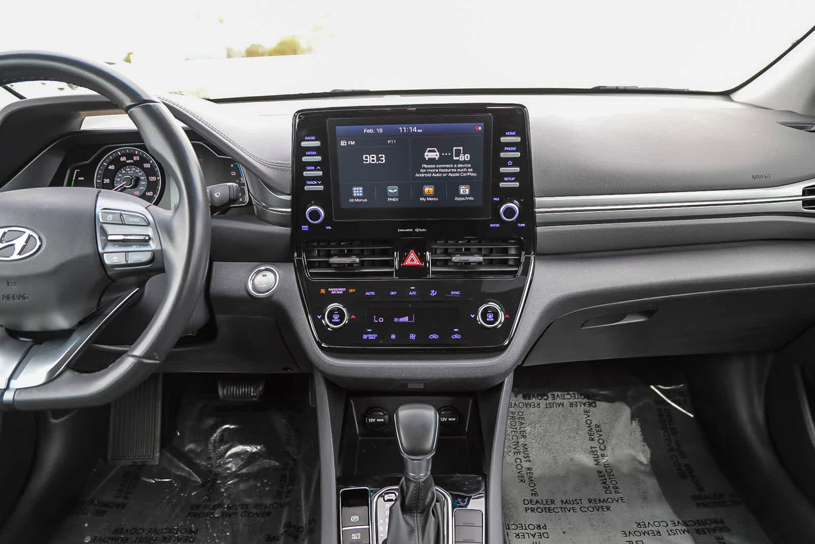 Used 2020 Hyundai Ioniq SE image 11