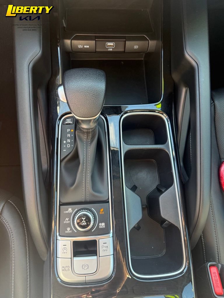 Used 2022 Kia Telluride LX AWD/4WD image 14