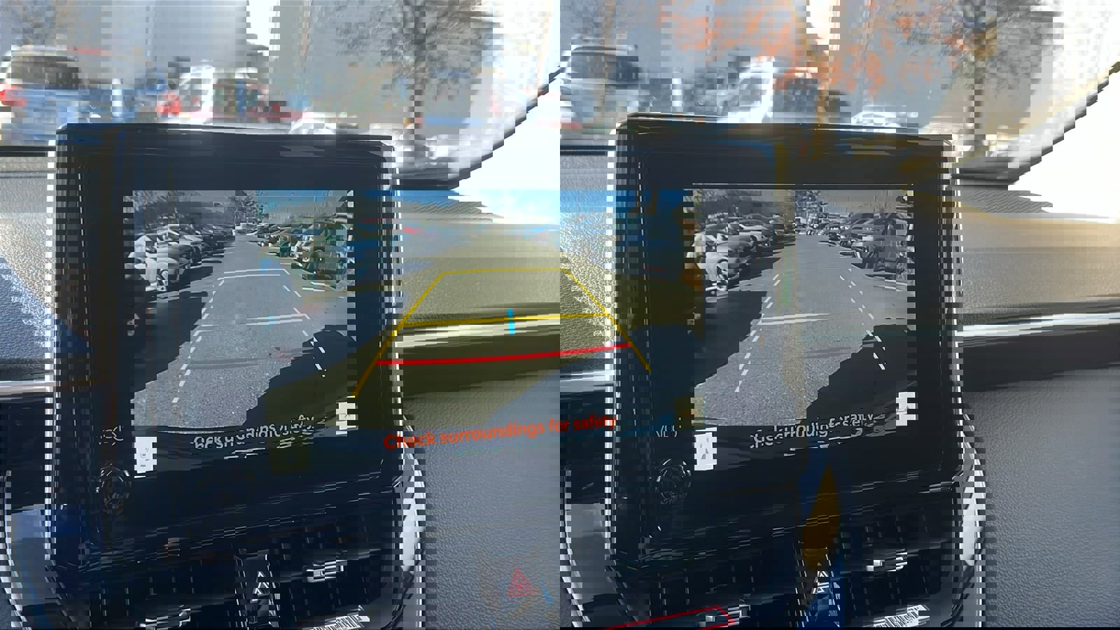 Used 2023 Toyota Corolla Cross XLE w/ Convenience Package image 15