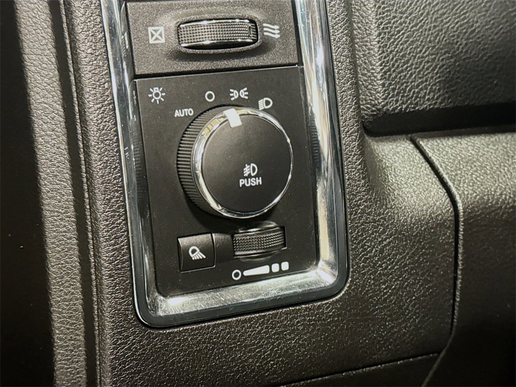 Used 2018 RAM 2500 Laramie w/ Snow Chief Group image 10