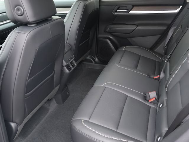 New 2026 GMC Terrain Denali w/ LPO, Black Badging Package AWD/4WD image 13