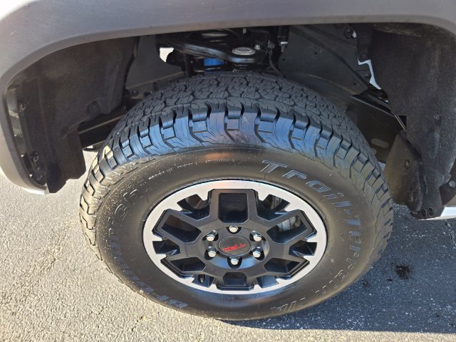 Used 2025 Toyota Tacoma TRD Off-Road AWD/4WD image 23