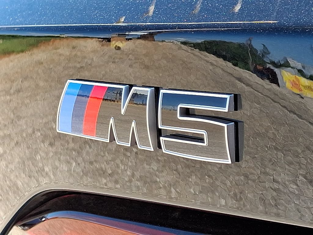 New 2027 BMW M5 Touring AWD/4WD image 19