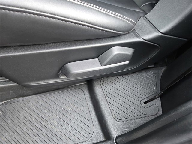 Used 2024 Ford Explorer XLT w/ Equipment Group 202A image 30