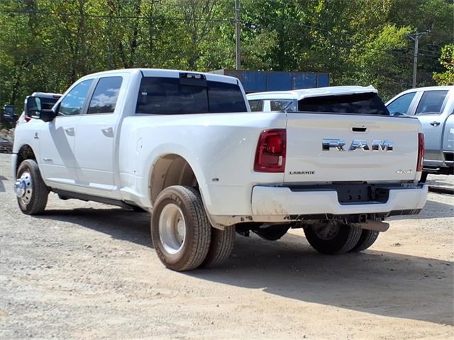 New 2026 RAM 3500 Laramie image 4