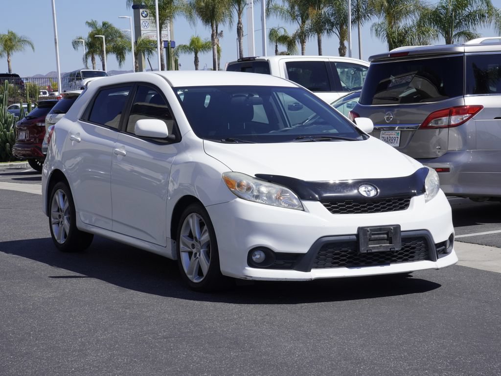 Used 2013 Toyota Matrix S w/ S Sport Pkg FWD video 2