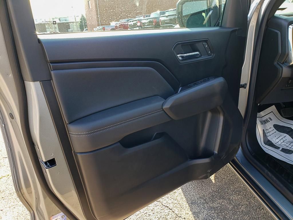 New 2026 GMC Canyon Elevation w/ Convenience Package image 6