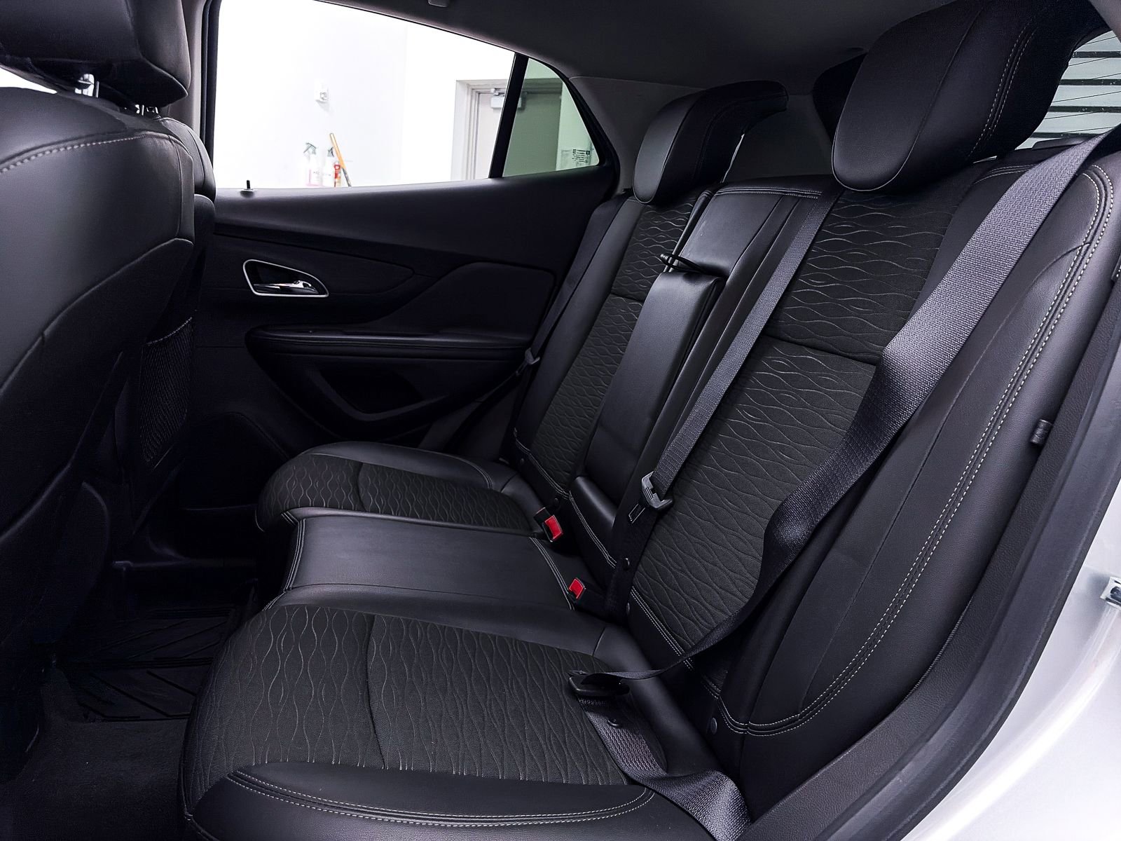 Used 2016 Buick Encore FWD image 27