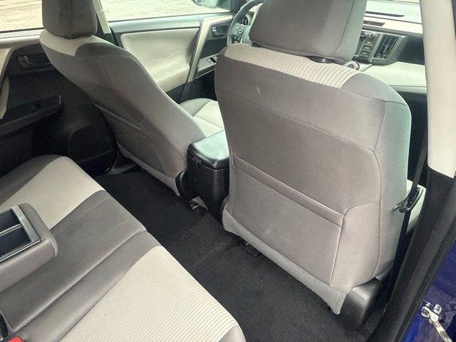 Used 2015 Toyota RAV4 LE FWD image 15