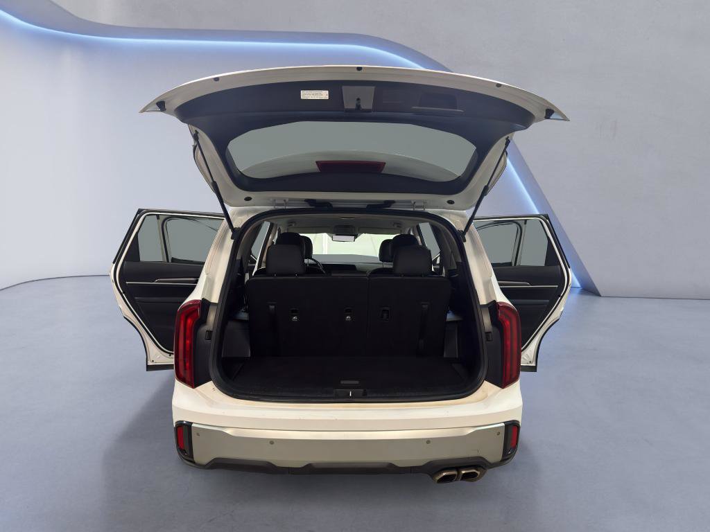 Used 2023 Kia Telluride S AWD/4WD image 13
