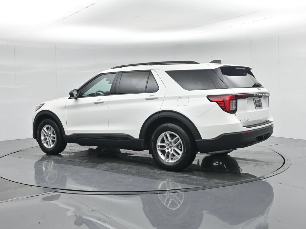New 2026 Ford Explorer Active RWD image 26