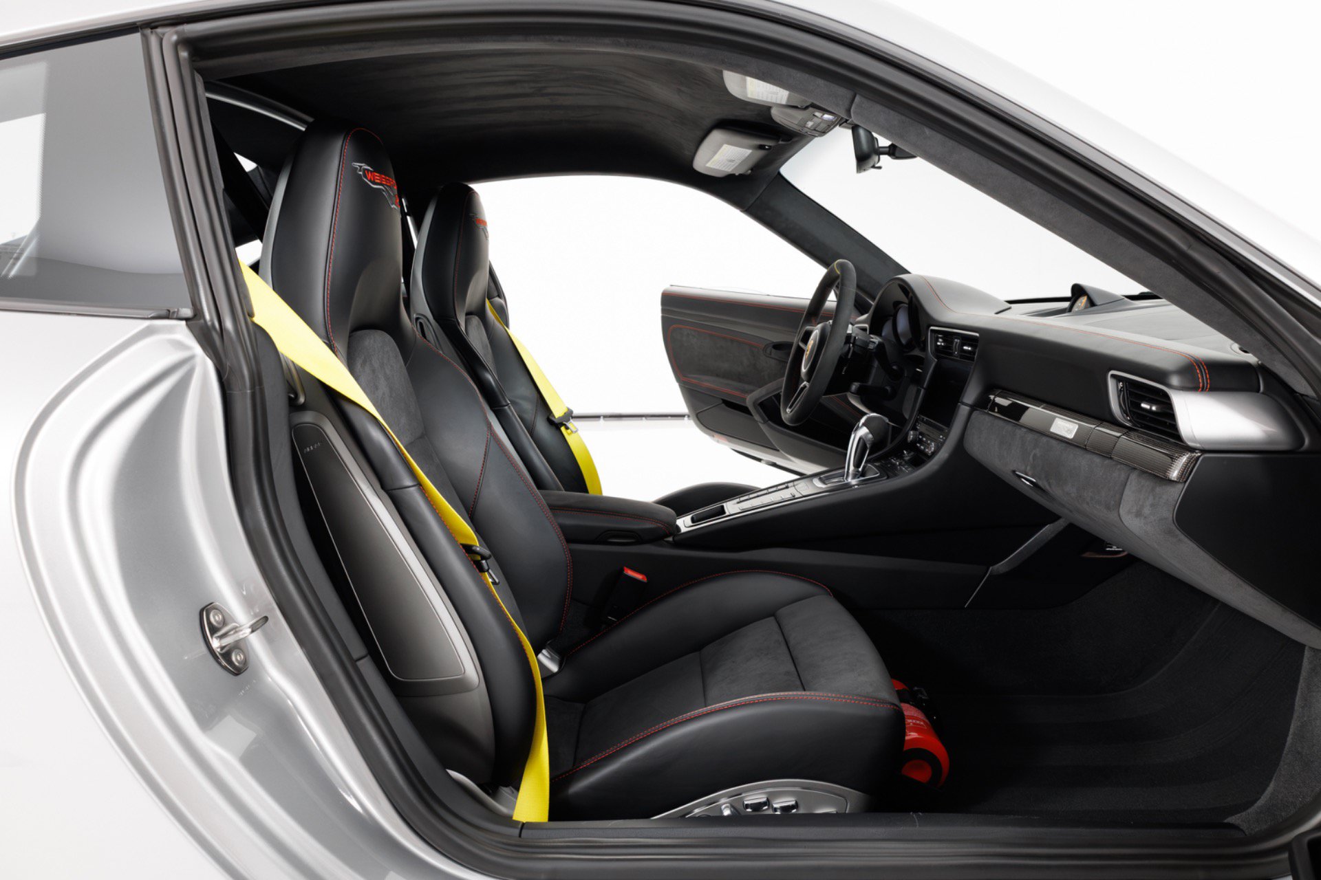 Used 2018 Porsche 911 GT2 RS RWD image 35