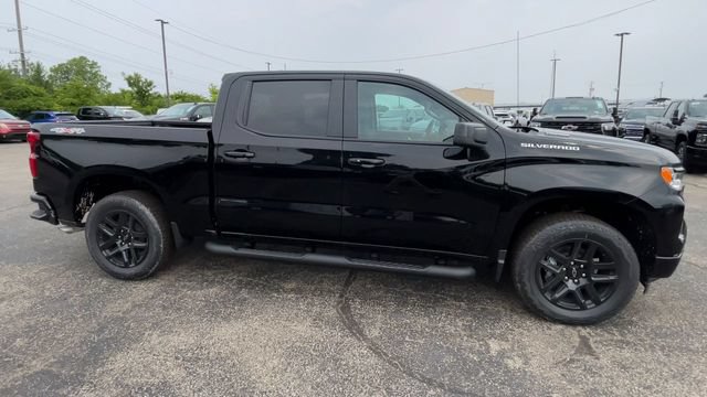 New 2026 Chevrolet Silverado 1500 RST w/ RST Select Package AWD/4WD image 3