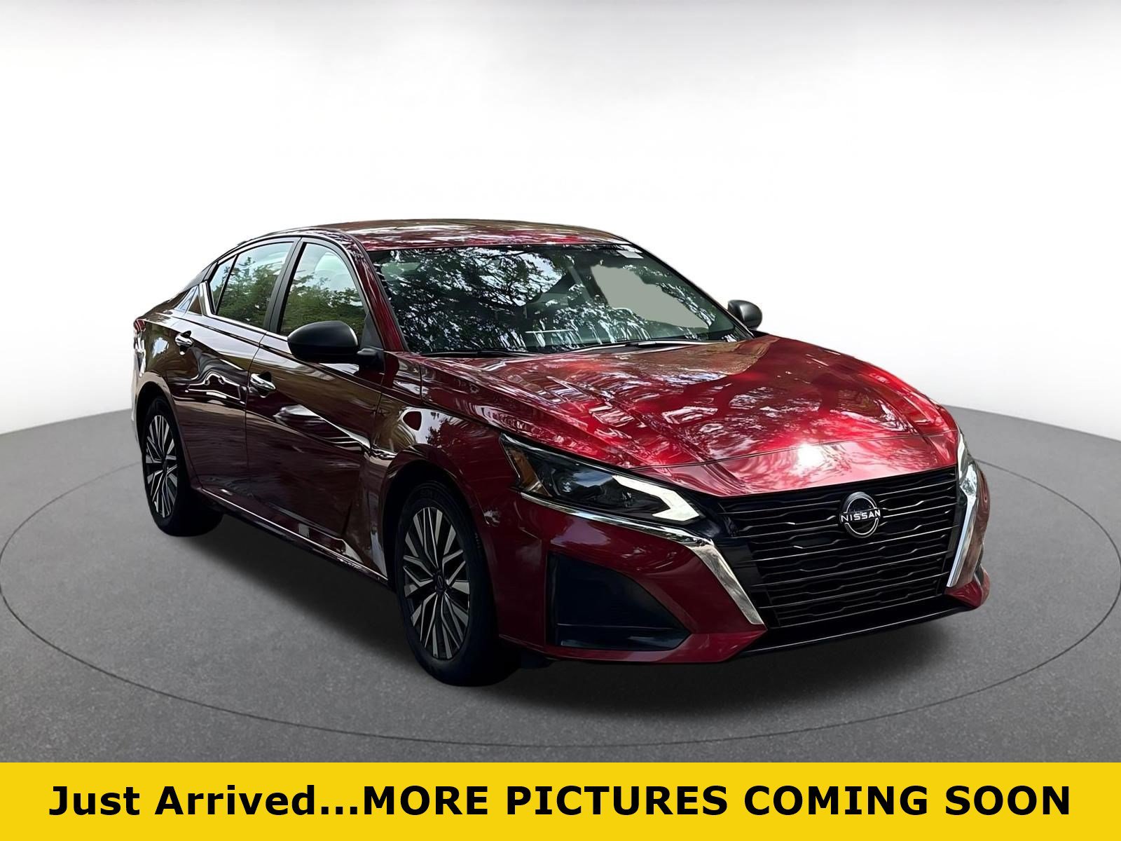 Used 2025 Nissan Altima 2.5 SV FWD video 1
