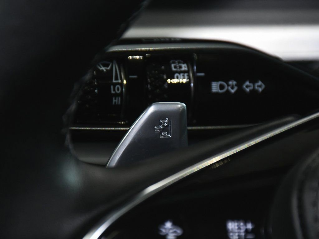 Used 2026 Cadillac Lyriq V image 39