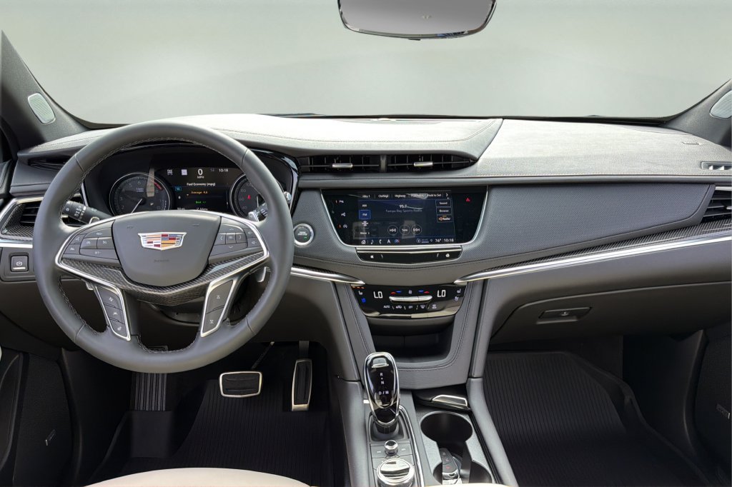 New 2026 Cadillac XT5 Sportv w/ LPO, Onyx Lite Package AWD/4WD image 14