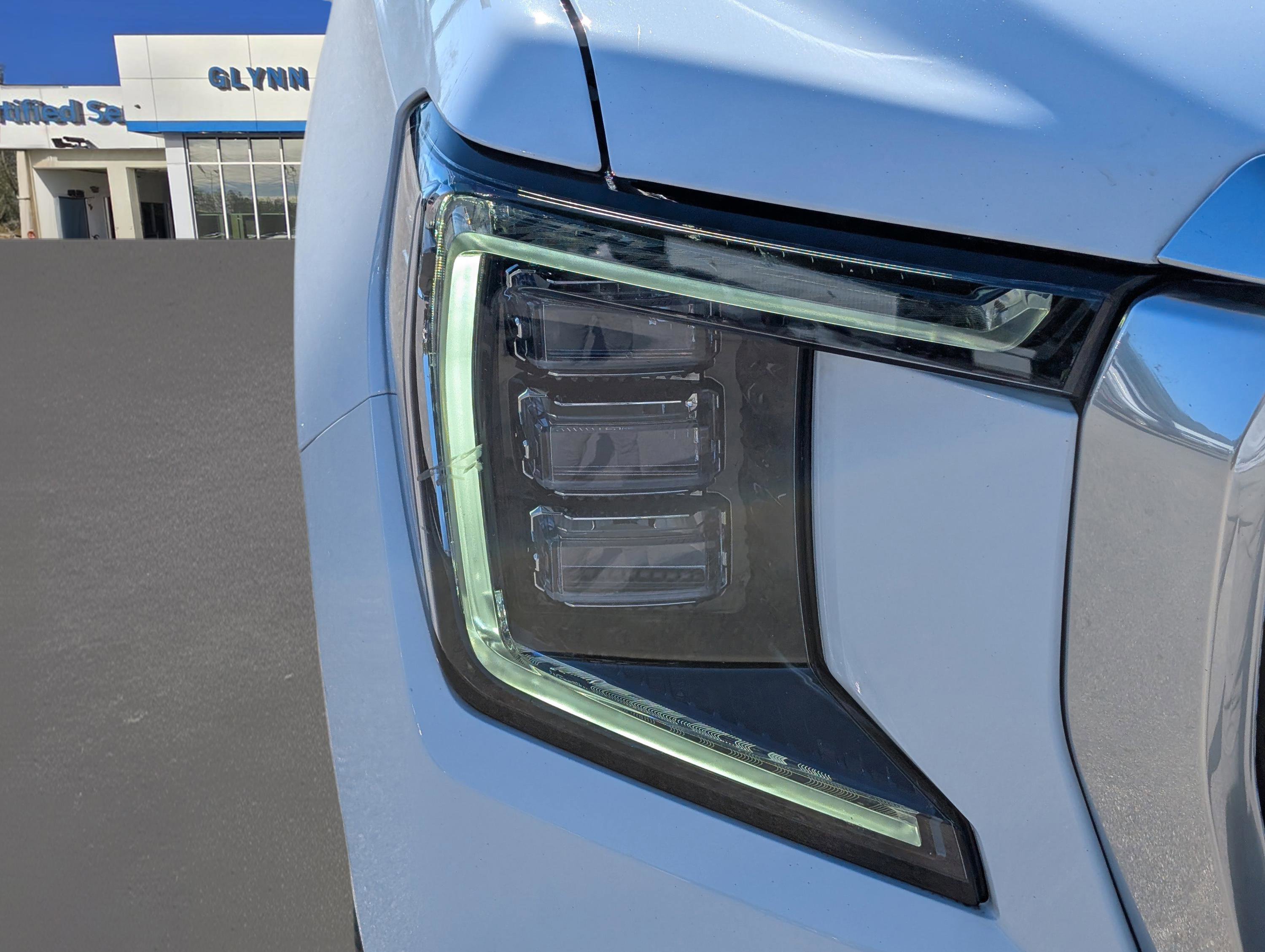 Certified 2024 GMC Yukon Denali image 5