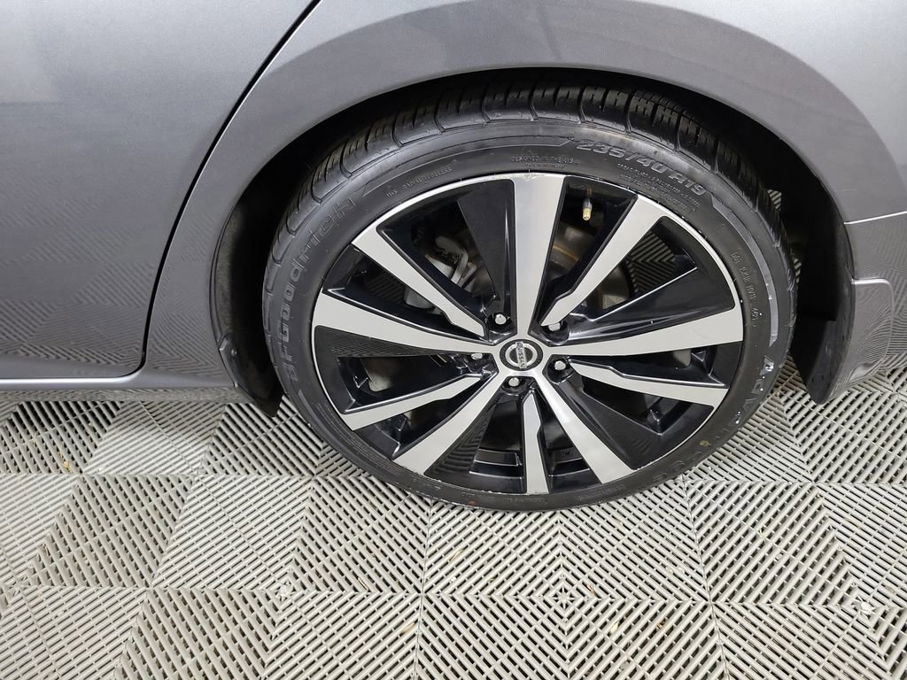 Used 2020 Nissan Altima 2.5 SR w/ Premium Package image 10
