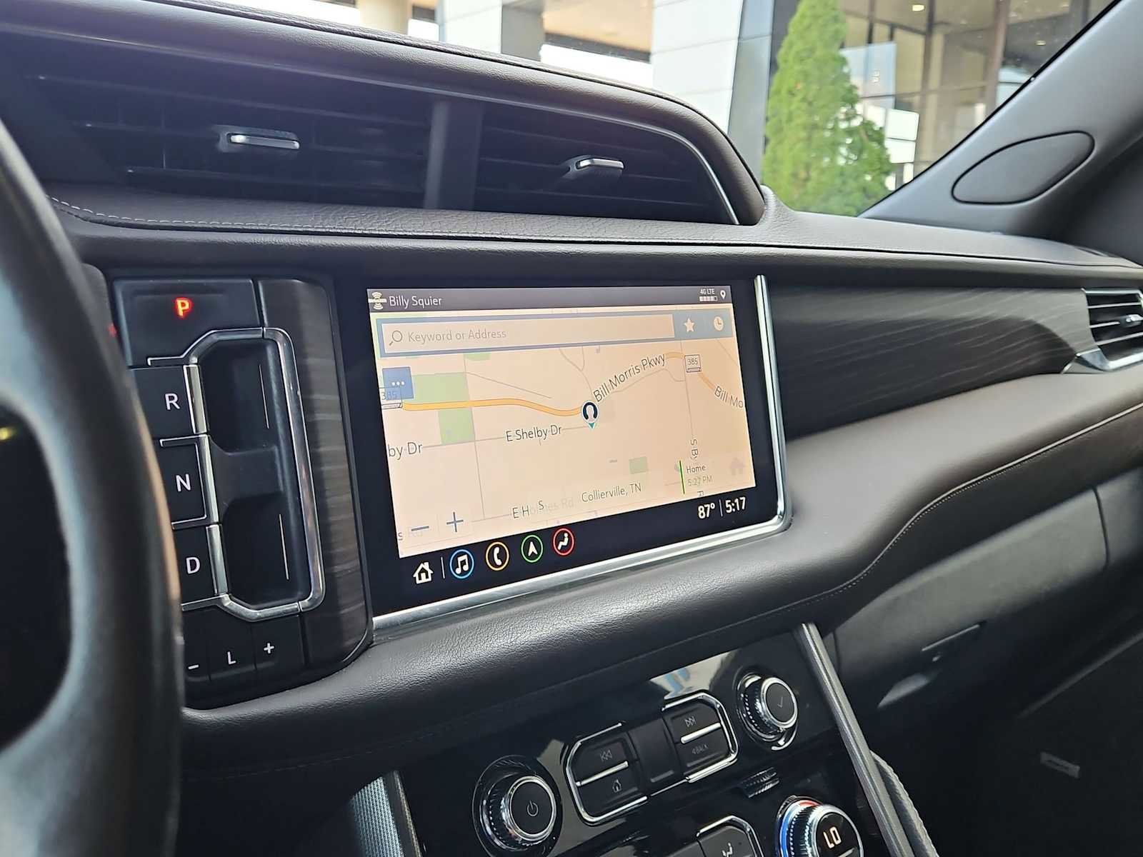 Used 2021 GMC Yukon XL Denali w/ Denali Premium Package image 30