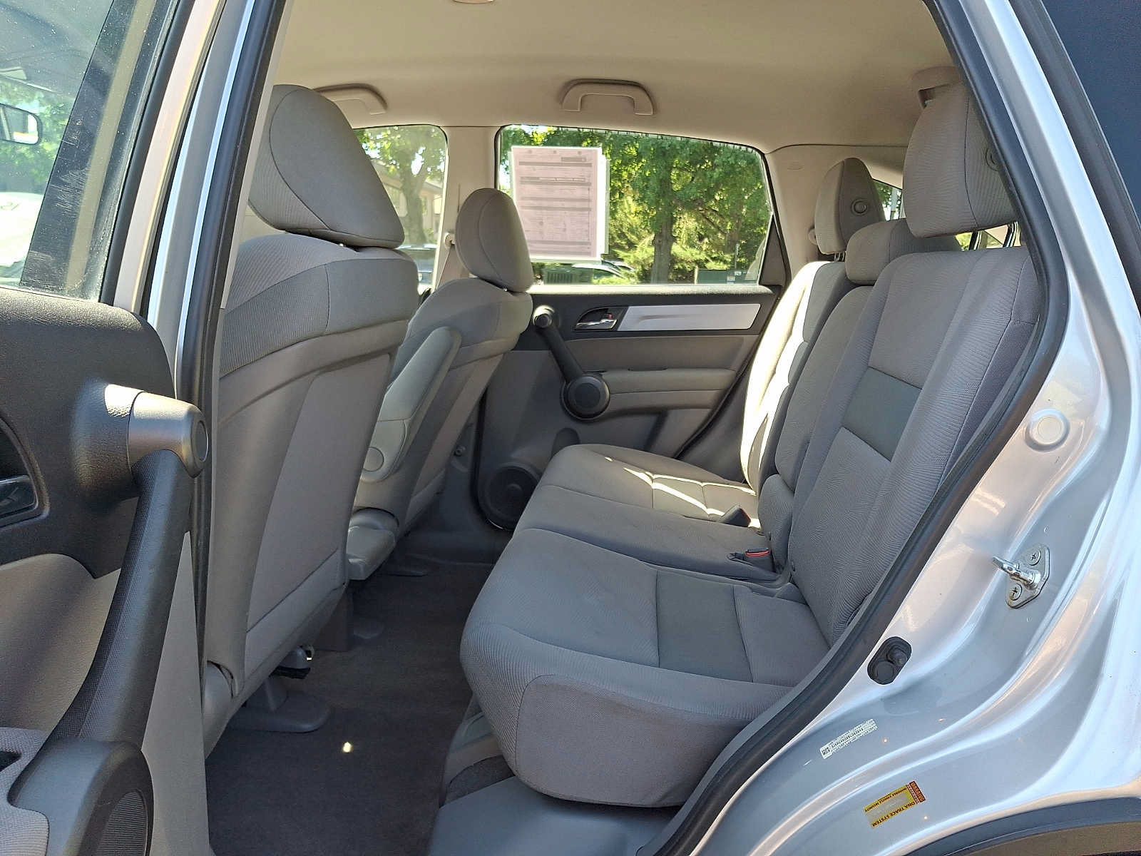 Used 2011 Honda CR-V LX image 10