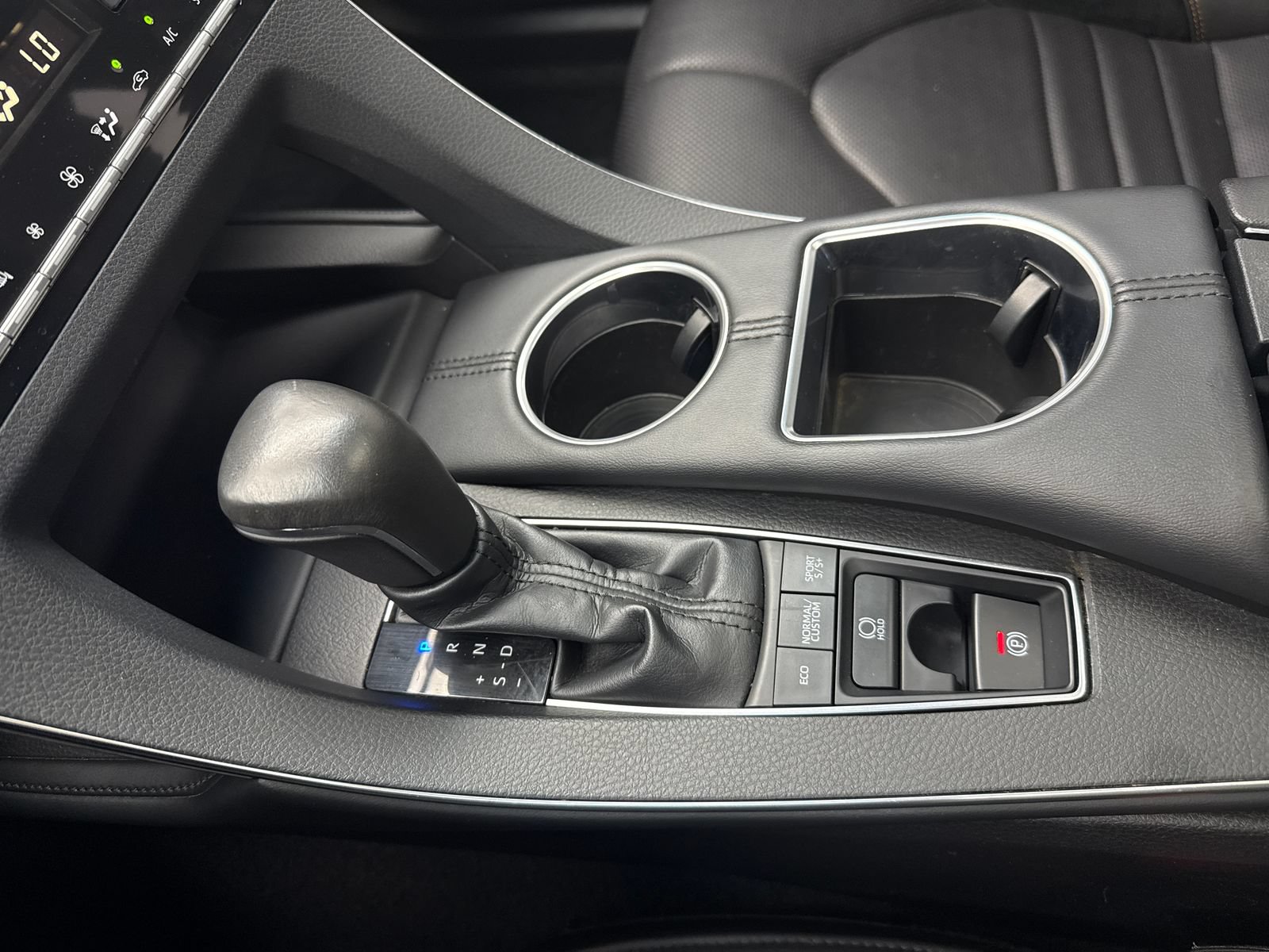 Used 2019 Toyota Avalon Touring w/ Advanced Safety Package FWD image 31