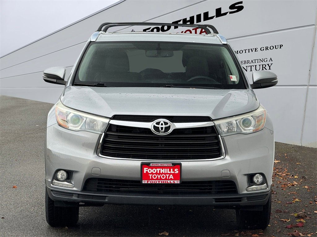 Used 2014 Toyota Highlander Limited image 2