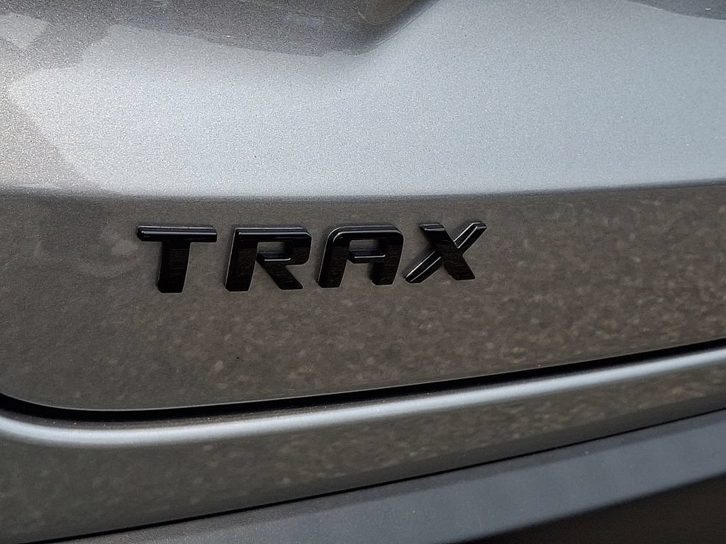 Certified 2024 Chevrolet Trax RS w/ Driver Confidence Package FWD image 30