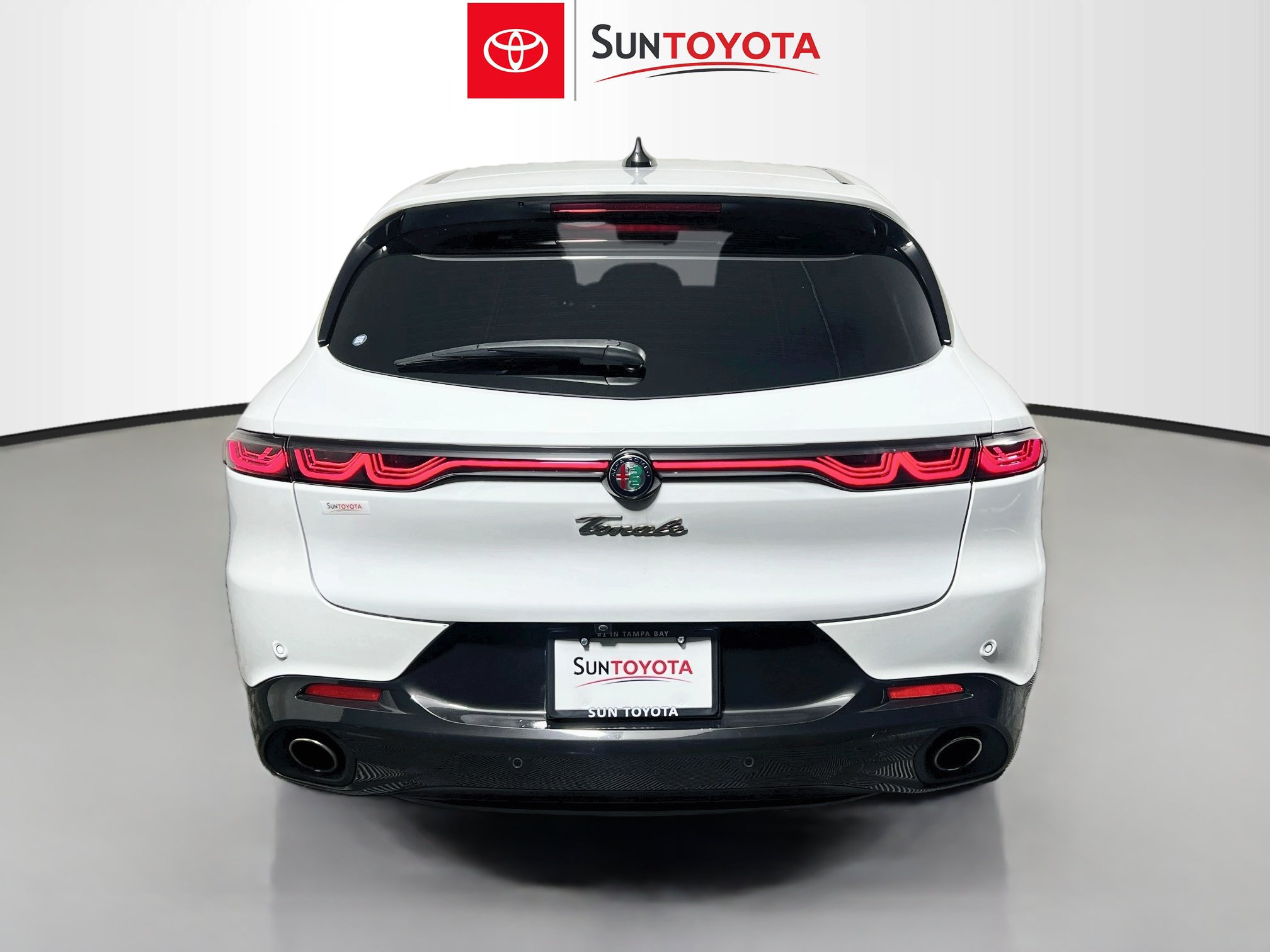 Used 2024 Alfa Romeo Tonale Veloce w/ Active Assist Package AWD/4WD image 5