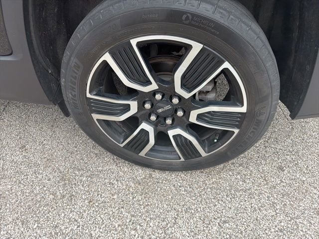 Used 2021 GMC Acadia SLE w/ Elevation Edition FWD image 13