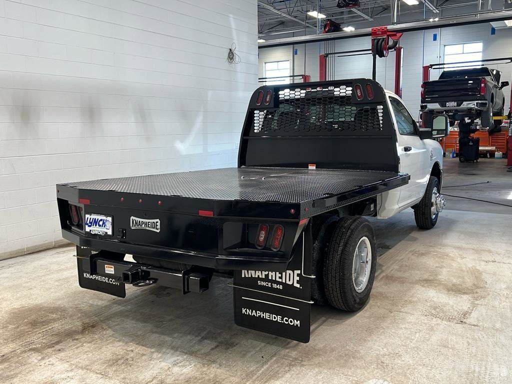 New 2024 RAM 3500 Tradesman image 9