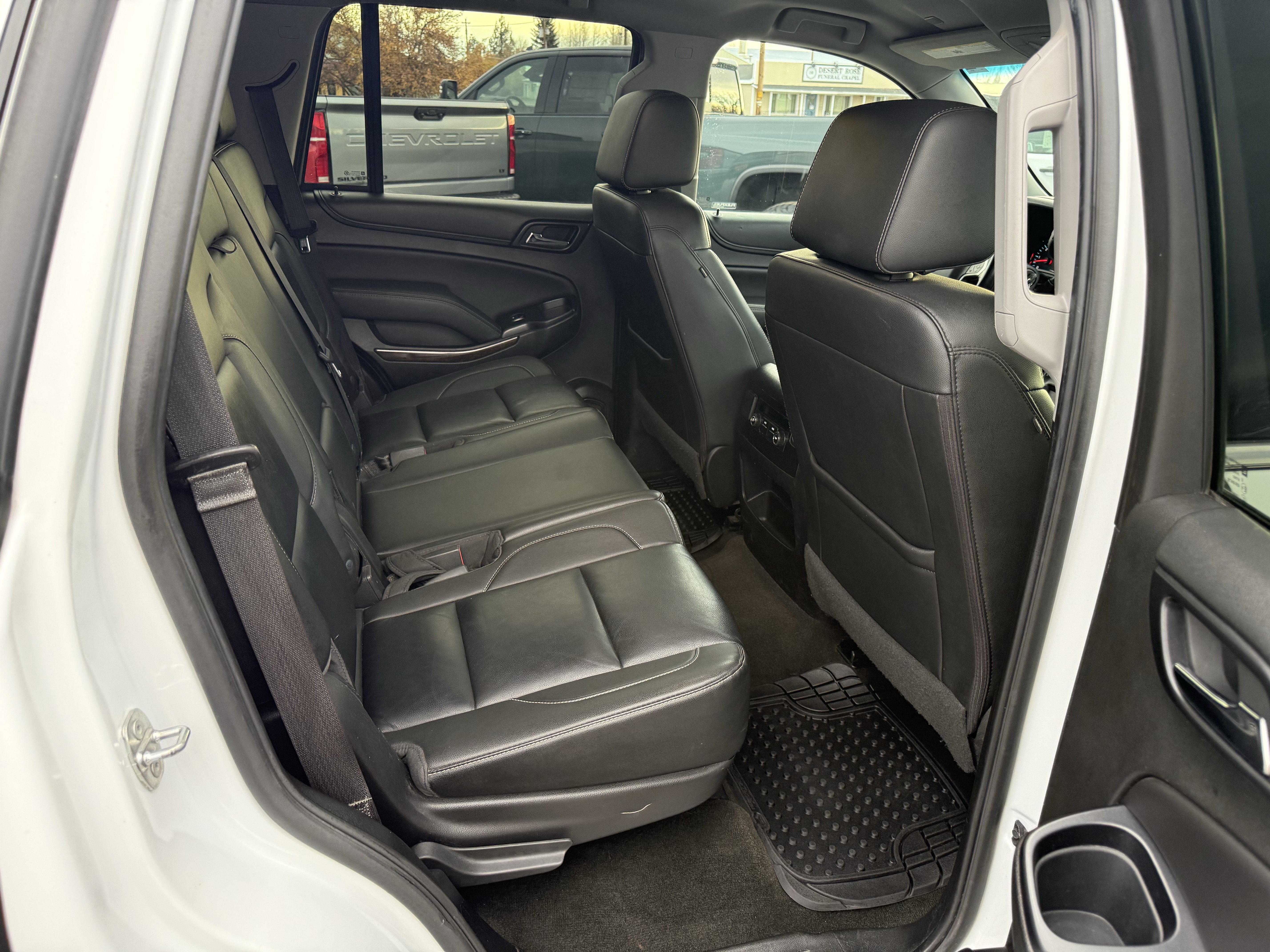 Used 2018 Chevrolet Tahoe LT image 12