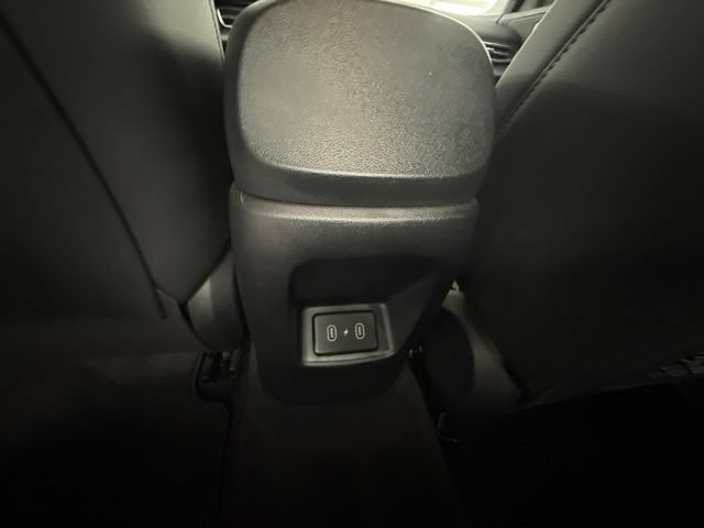 Used 2026 Hyundai Elantra Limited FWD image 11