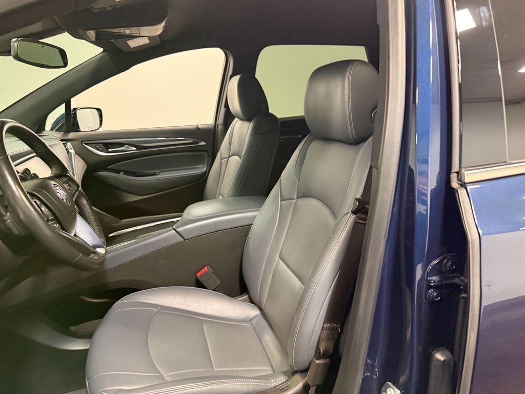 Used 2023 Buick Enclave Essence AWD/4WD image 58
