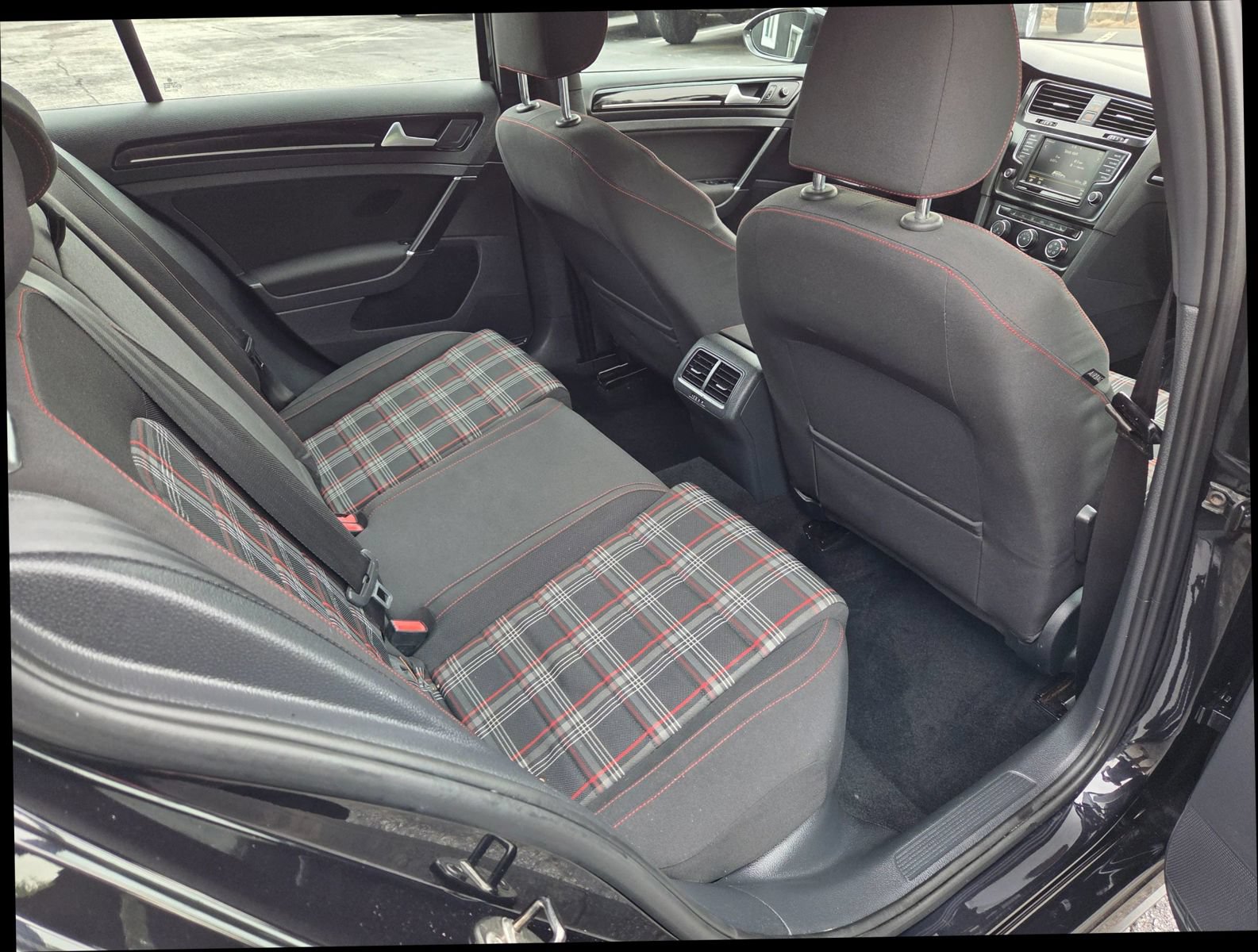 Used 2016 Volkswagen GTI S FWD image 23