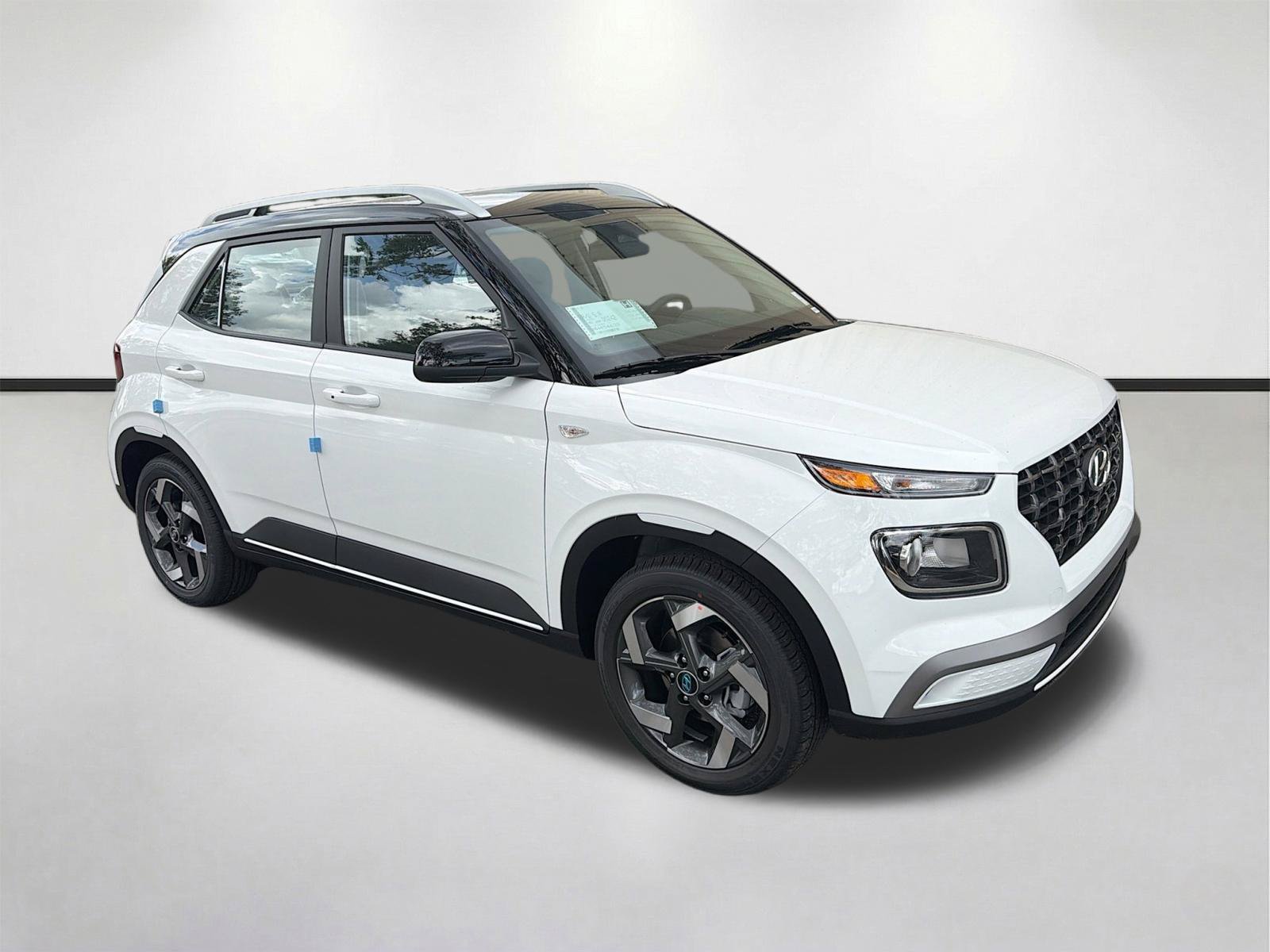 New 2026 Hyundai Venue SEL FWD image 1