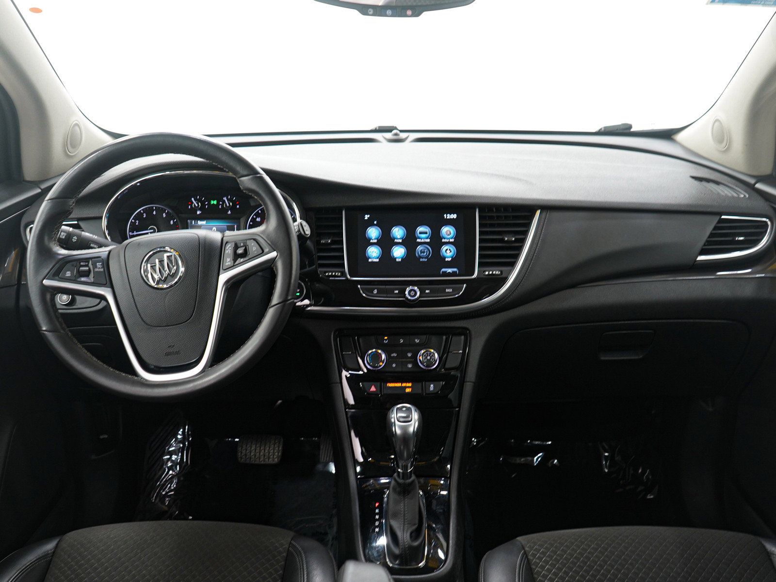 Used 2021 Buick Encore Preferred image 15