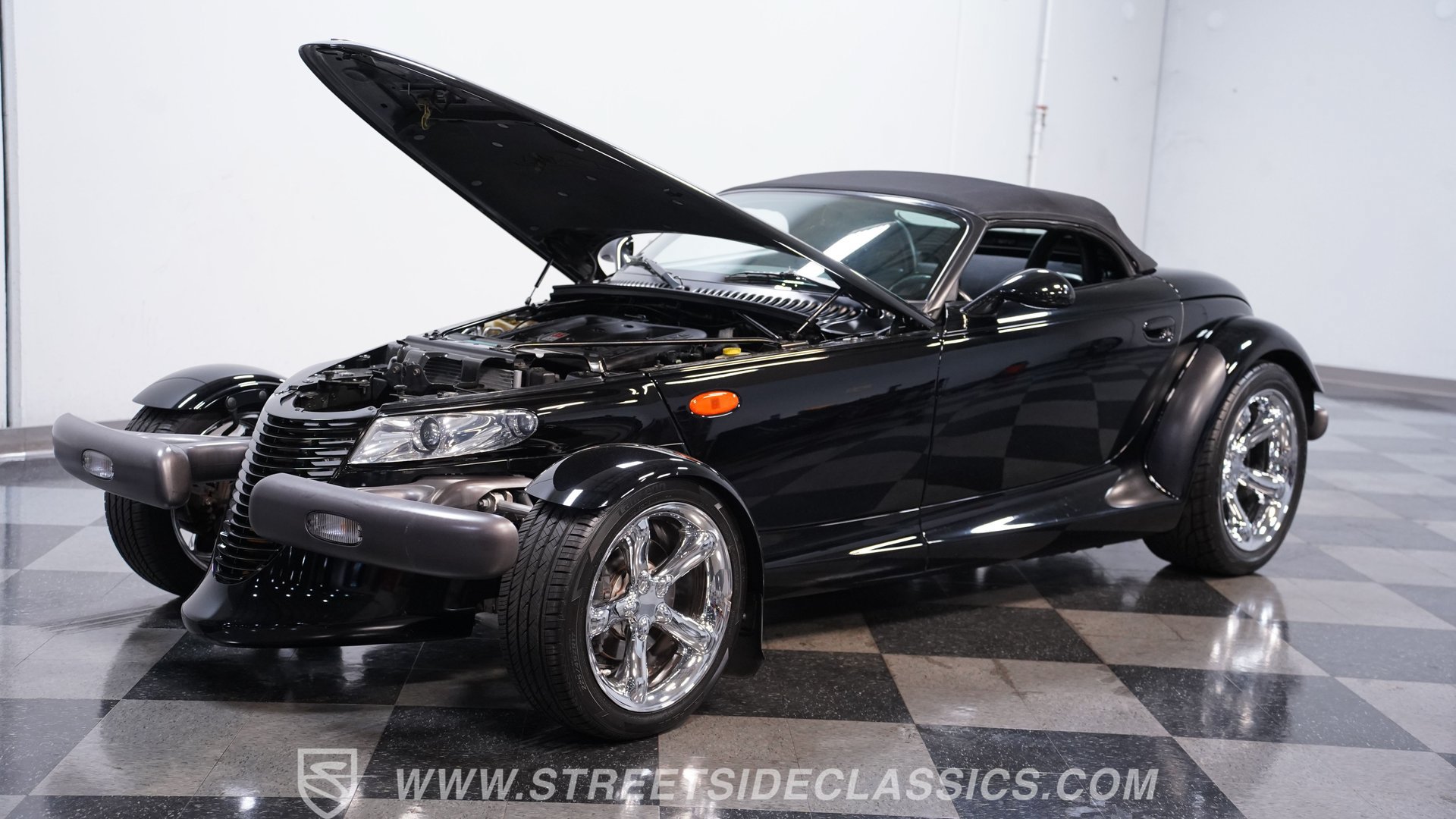 Used 1999 Plymouth Prowler RWD image 26