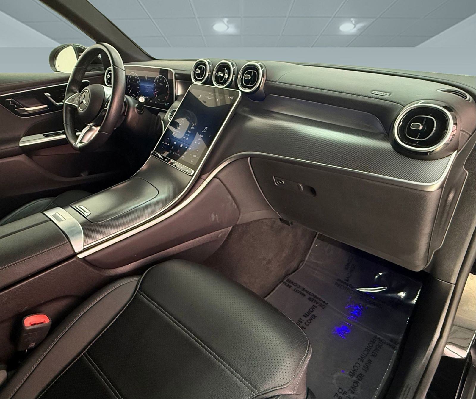 Certified 2024 Mercedes-Benz GLC 300 image 20