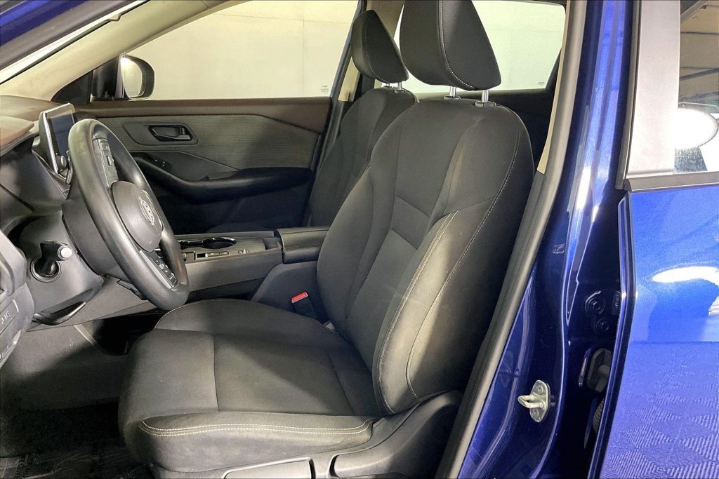 Used 2023 Nissan Rogue S FWD image 31