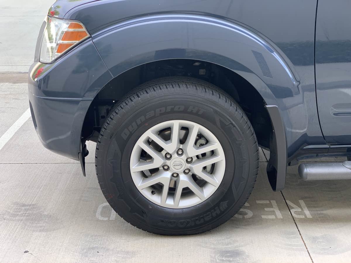 Used 2021 Nissan Frontier SV image 10