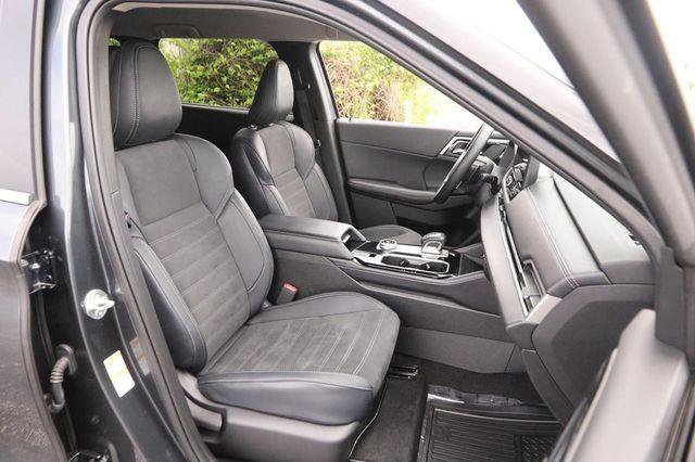 Used 2025 Mitsubishi Outlander SE AWD/4WD image 28