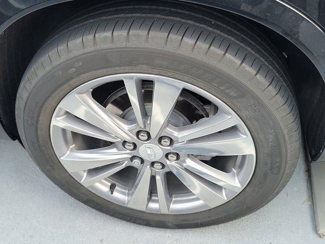 Certified 2023 Cadillac XT6 Premium Luxury FWD image 4