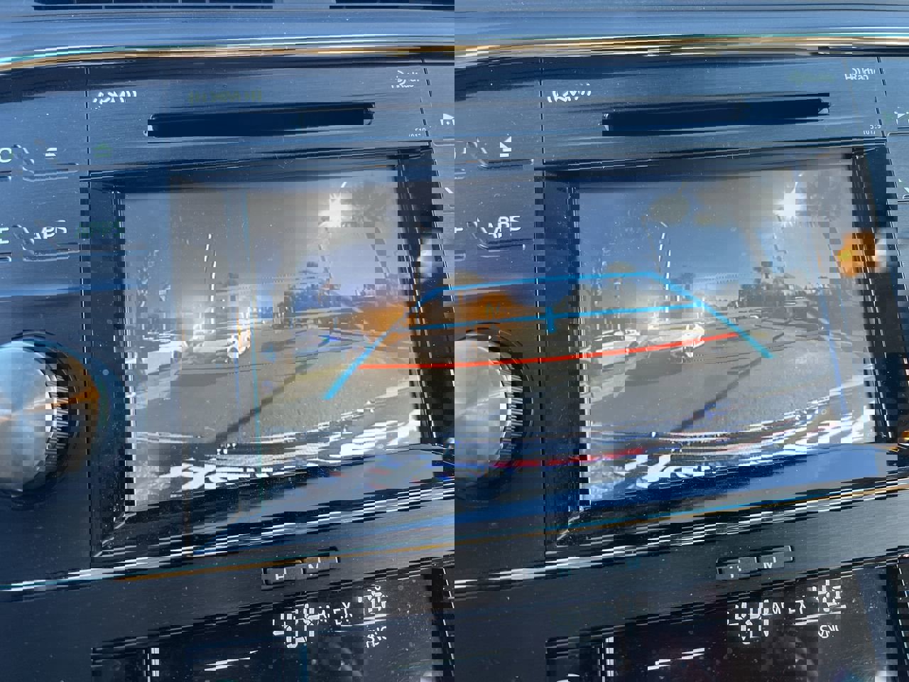 Used 2018 Toyota Avalon XLE Plus image 25