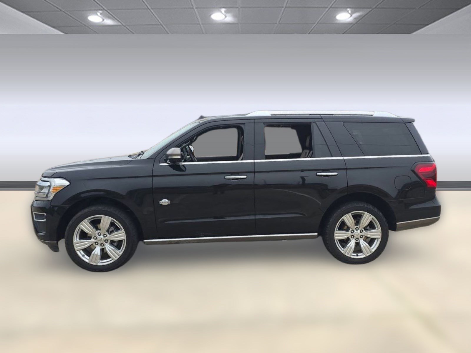 Used 2022 Ford Expedition King Ranch image 2