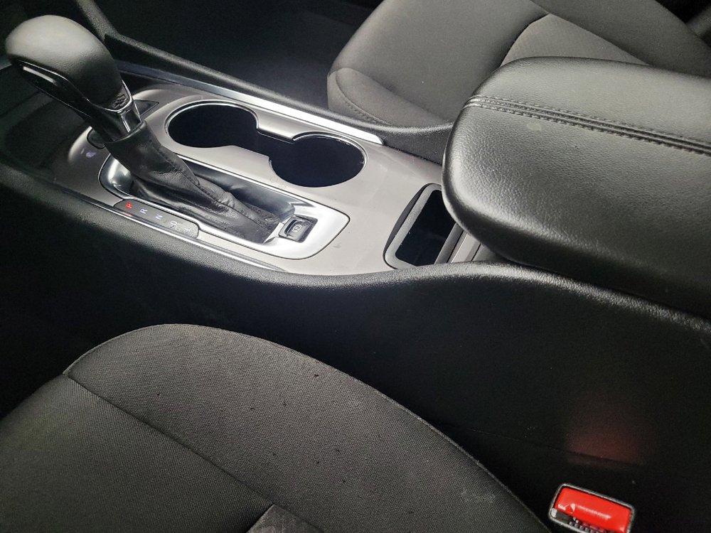 Used 2022 Chevrolet Malibu LT image 26