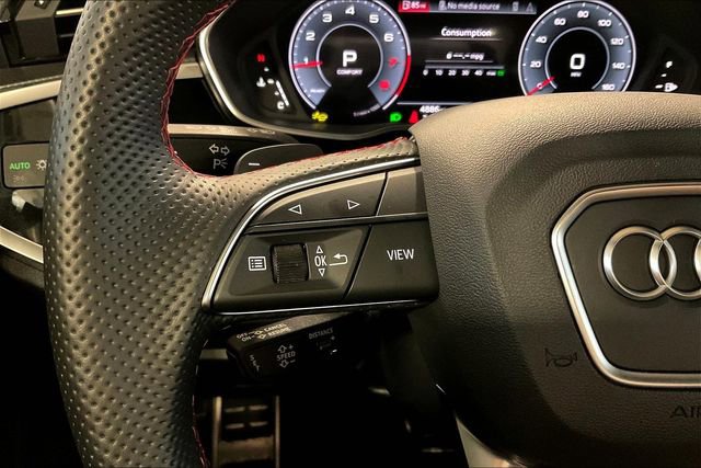 Certified 2025 Audi Q3 2.0T Premium Plus w/ Premium Plus Package AWD/4WD image 18