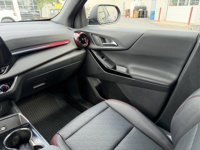 Used 2026 Chevrolet Equinox RS w/ LPO, Floor Liner Package image 19