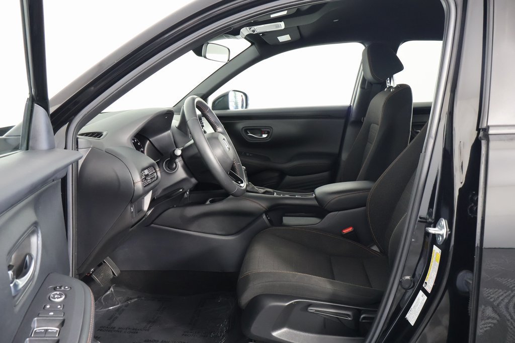 Used 2024 Honda HR-V Sport image 10